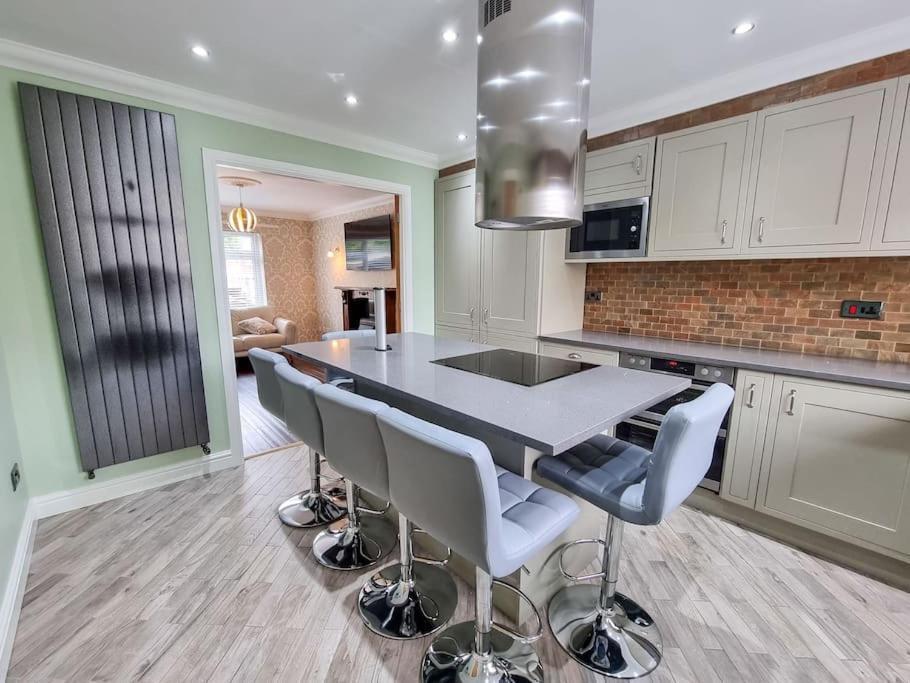 Stunning Family Home Close To The City Centre Manchester Buitenkant foto